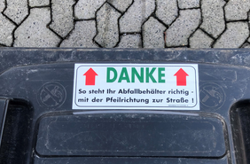 Aufkleber Positionierung der Mülltonnen, Foto: Gemeinde Bad Sassendorf
